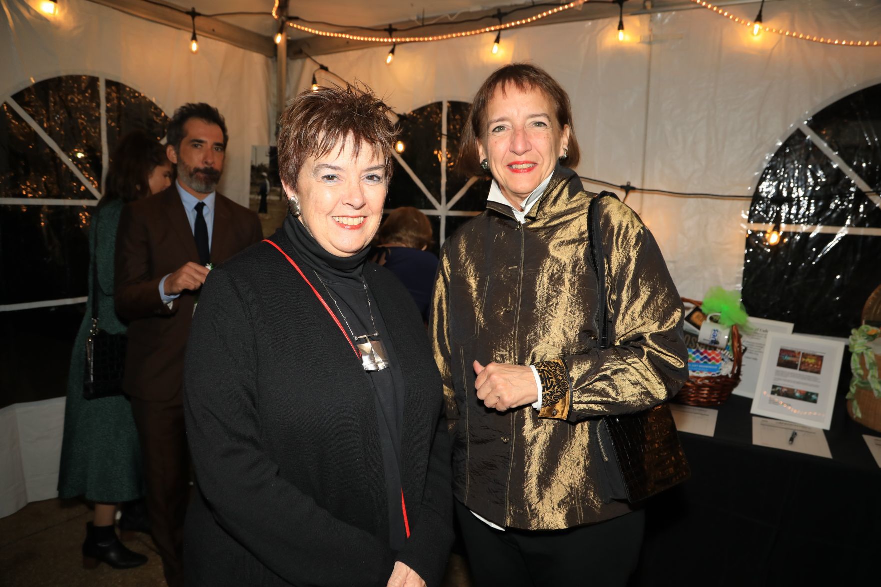 Melissa and Laura McCanna